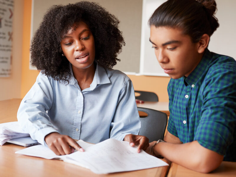 Improve students performance using journal prompts for high school teachers.