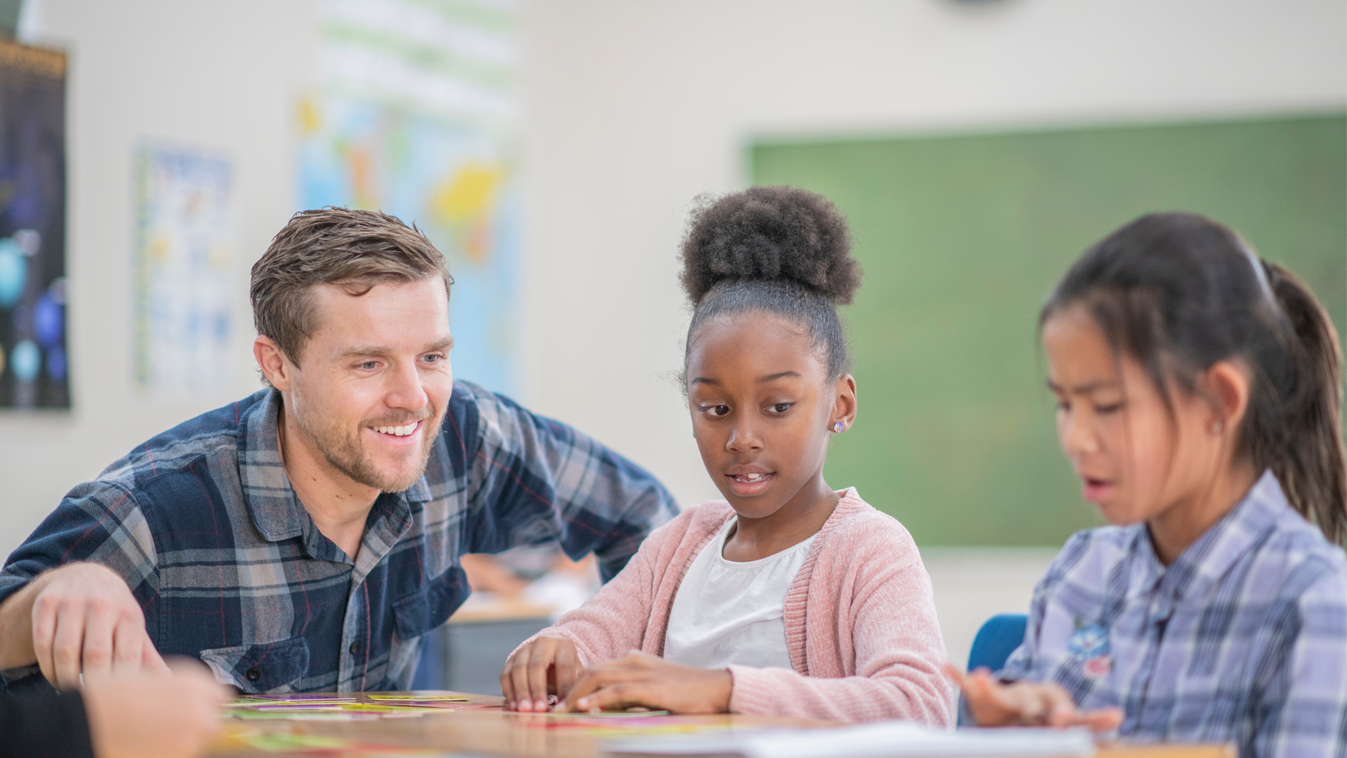 A teacher is helping students practice working memory skills. 